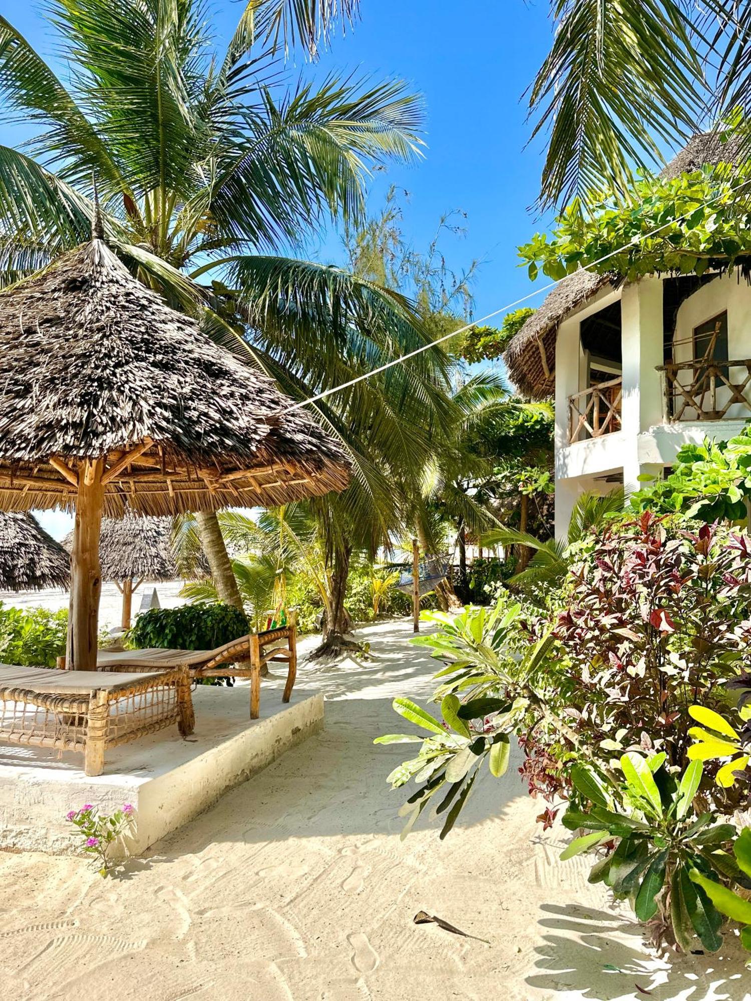 Hebe Bungalows Lodge Matemwe  Exterior photo