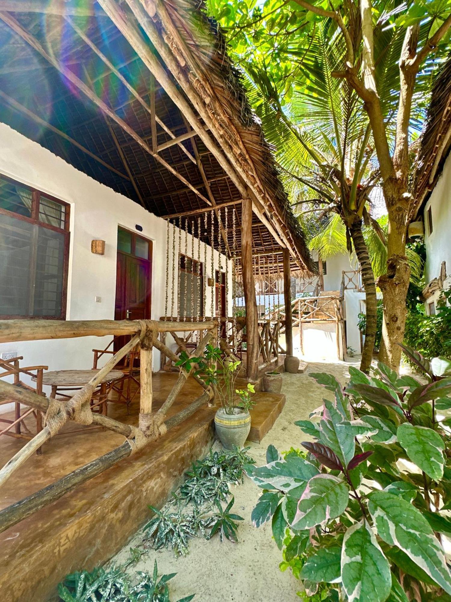 Hebe Bungalows Lodge Matemwe  Exterior photo